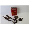 Image 5 : Rigid Thread Cutting Oil - Vintage Shears - Tractor Rad Cap - Vintage Camphorated Chalk