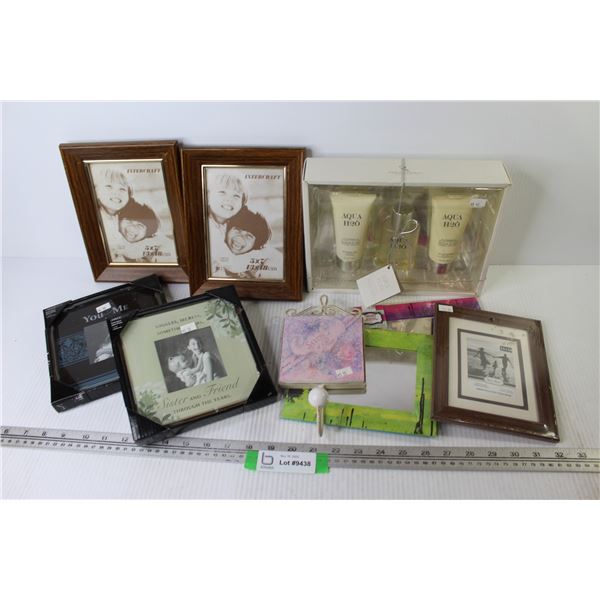 Photo Frames - Aqua H2O Products - Mirrors - Wall Tiled Hook