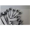 Image 3 : Stainless Cutlery