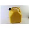 Image 4 : 6 Gallon Diesel Gas Can
