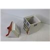 Image 2 : Vintage Stores by "Wade" (Made in England - 7 1/2"t x 3 1/2" x 3 1/2")
