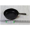 Image 1 : Cast Iron - 6 1/2" Frying Pan