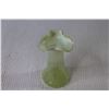 Image 5 : Uranium Vase (5 5/8" tall)