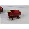 Image 2 : Die Cast Toys - Majorette Tractor w/Trailer (trailer missing tire) - Deutz-Allis Combine - Internati