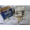 Image 1 : Singer - Feather Light Sewing Machine (running - untested)