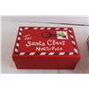 Image 2 : (3) Christmas-Themed Boxes