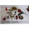 Image 1 : Small Light-Up Christmas Tree, (3) Key Decorations, Misc.