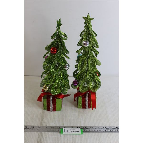 (2) Glittery Christmas Tree Decorations