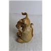 Image 2 : Kangaroo Figurine 8"