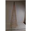 Image 1 : Christmas Tree Decoration - 41" Tall