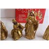 Image 3 : (6) Nativity Christmas Figurines