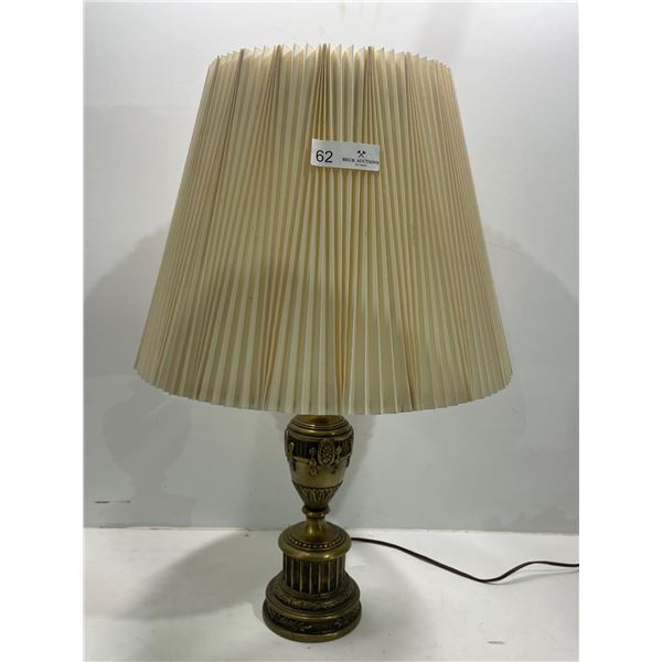 Vintage Brass Guilded Lamp 28H