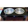 33)  PET FEEDING STATION WITH 2 STAINLESS STEEL