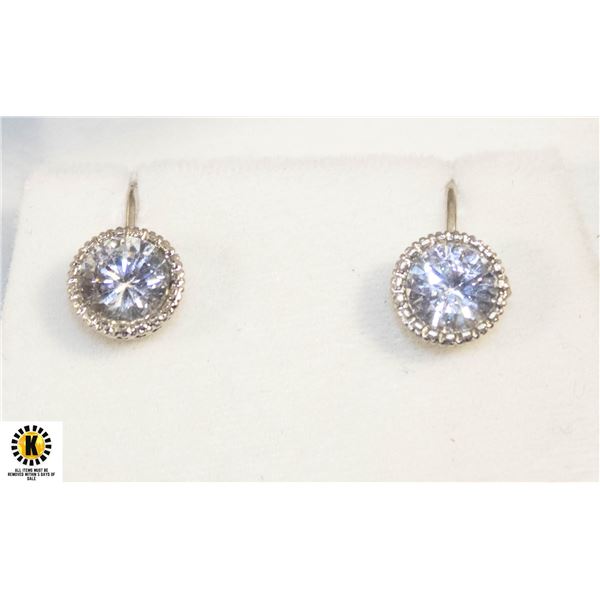 ESTATE SOLITAIRE EARRINGS IN BOX-ESTATE