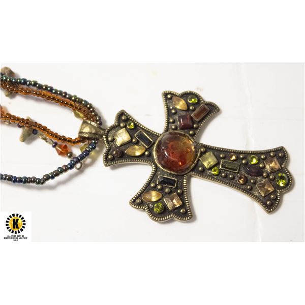 VINTAGE GEMSTONE ESTATE CROSS PENDANT