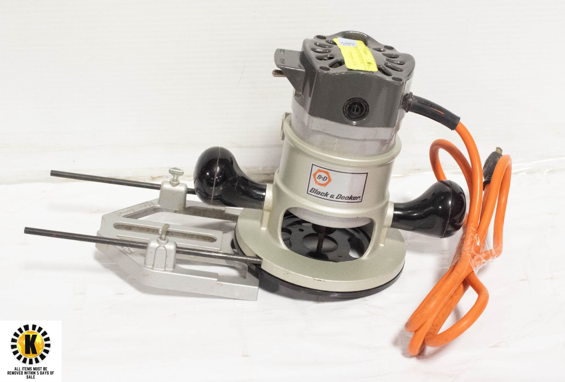 BLACK & DECKER 7610 ROUTER