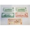 Image 2 : 5 VINTAGE BANK OF CANADA BILLS
