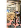 Image 1 : NEW UNPACKED DURAMEX 9' (3M) TRIPOD STAGE LIGHT
