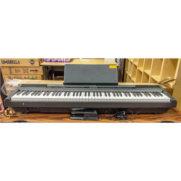 DONNOR FULL SIZE KEYBOARD W/ FOOT PEDAL & POWER