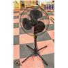 Image 1 : BLACK FLOOR STADING ELECTRIC FAN