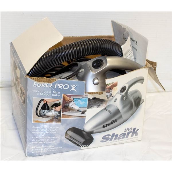 SHARK 600 WATT HAND VACUUM