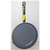 Image 1 : HENCKELS CLAD LARGE 12" FRYING PAN DISHWASHER