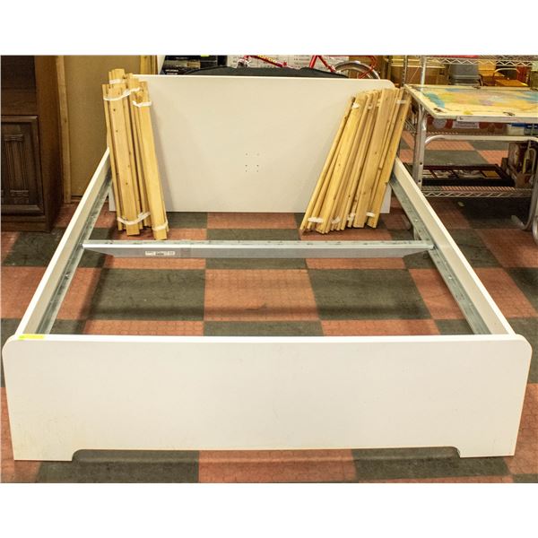 WHITE QUEEN BEDFRAME