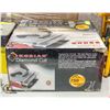 Image 1 : KODIAK 7" DIAMOND CUT WET TILE SAW IN BOX