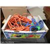 Image 1 : BOX FULL OF 5 EXTENSION CORDS