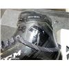 Image 5 : MENS CCM SKATES SIZE 10