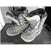 Image 1 : AIRWALK SNOW BOARD BOOTS SIZE 6 WOMENS/YOUTH