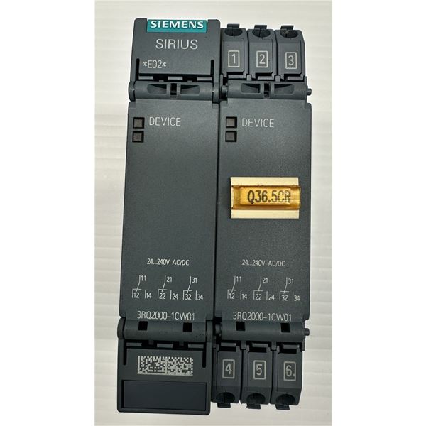 (2) Siemens #3RQ2000-1CW01 Coupling Relays