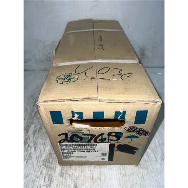 New? Siemens #1FK7044-7AF71-1GG0 Motor