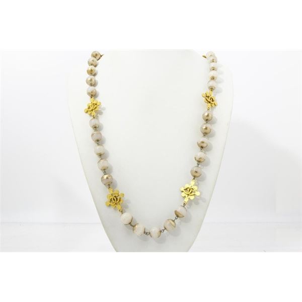 Chanel CC Necklace Gold and pearls n/a