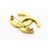 Image 2 : Chanel CC Brooch gold. rhinestones metal