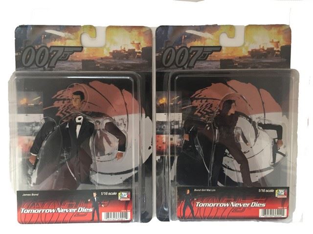 1998 James Bond 007 Tomorrow Never Dies collectible action figures set