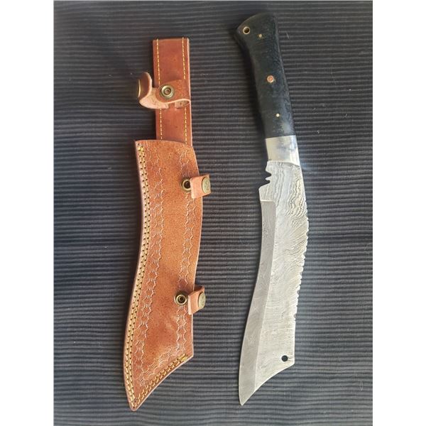 Hand Forged Damascus Steel Knife with Leather Sheath