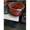 Image 2 : LOT OF PLANTERS AND GALVANIZED BIN