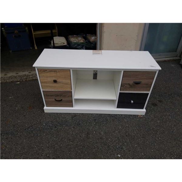 WHITE MODERN MEDIA CABINET