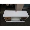 Image 2 : WHITE MODERN MEDIA CABINET