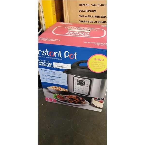 INSTANT POT DUO PLUS 8QT MULTIUSE PRESSURE COOKER TESTED AND WORKING - RETAIL $209