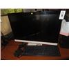 Image 1 : HP Pavillion LED Computer Monitor w/Keyboard