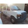 Image 3 : 2013 Ford E350 6-Dr. Ext. Cargo Van
