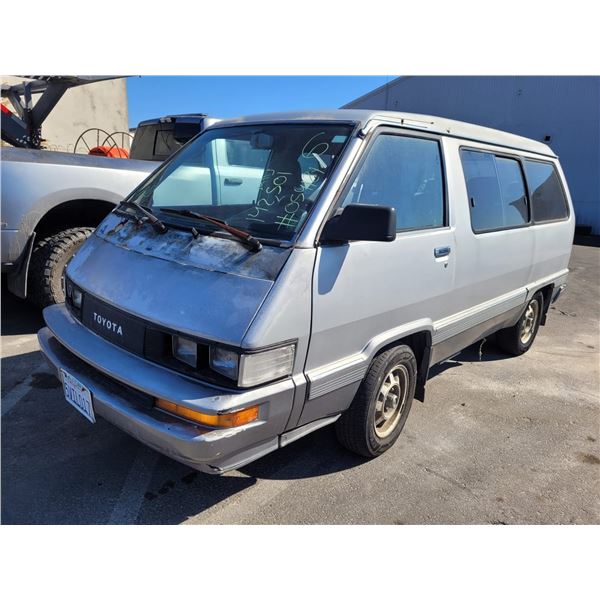 1989 Toyota Van LE