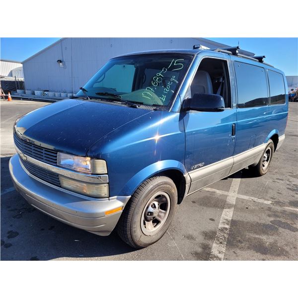 2001 Chevrolet Astro LS