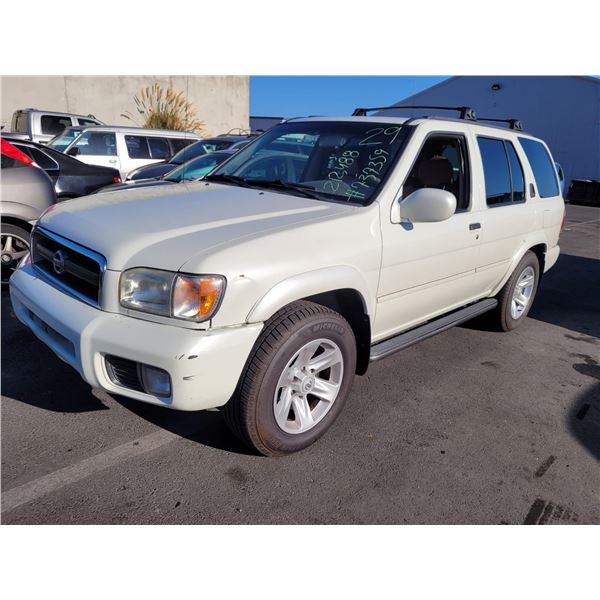 2002 Nissan Pathfinder SE