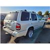 Image 3 : 2002 Nissan Pathfinder SE