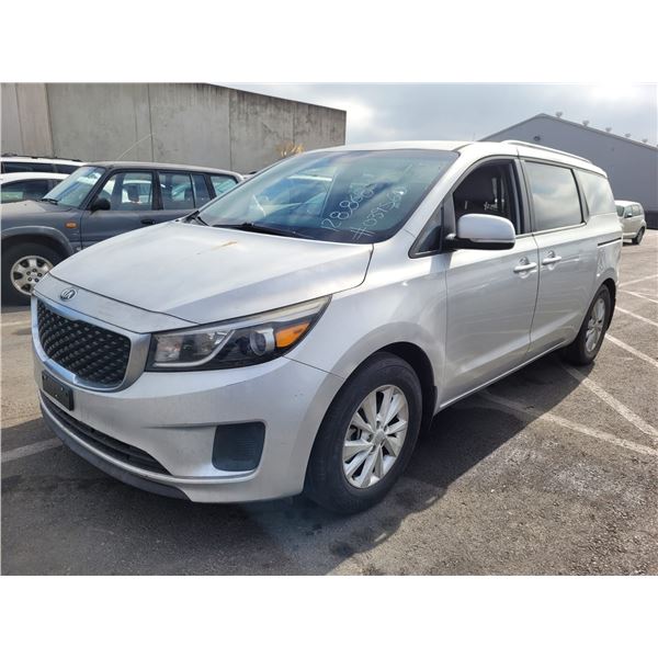 2015 Kia Sedona LX