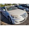 Image 2 : 2013 Hyundai Genesis 3.8L