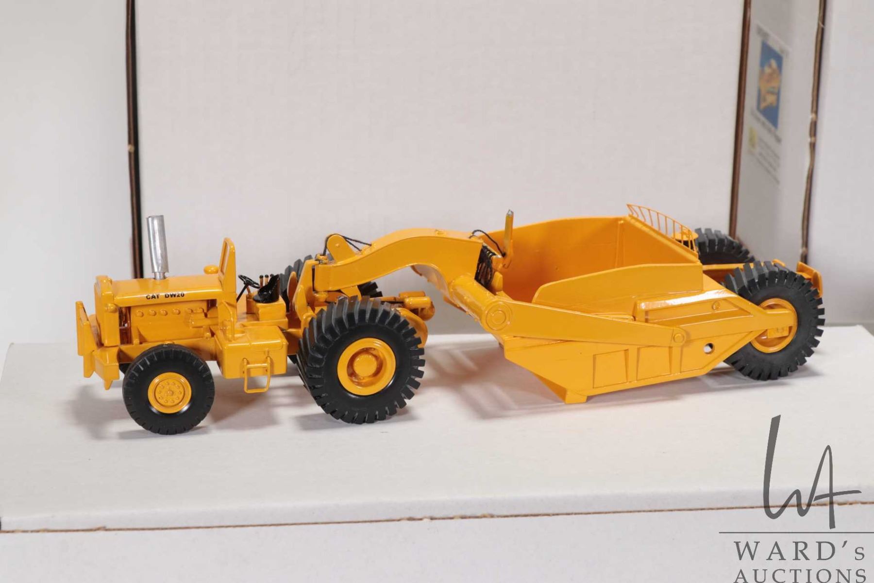 Kelly Ripper D9 Four 1:50 scale EMD diecast models including DW20 tractor w/ scraper ...